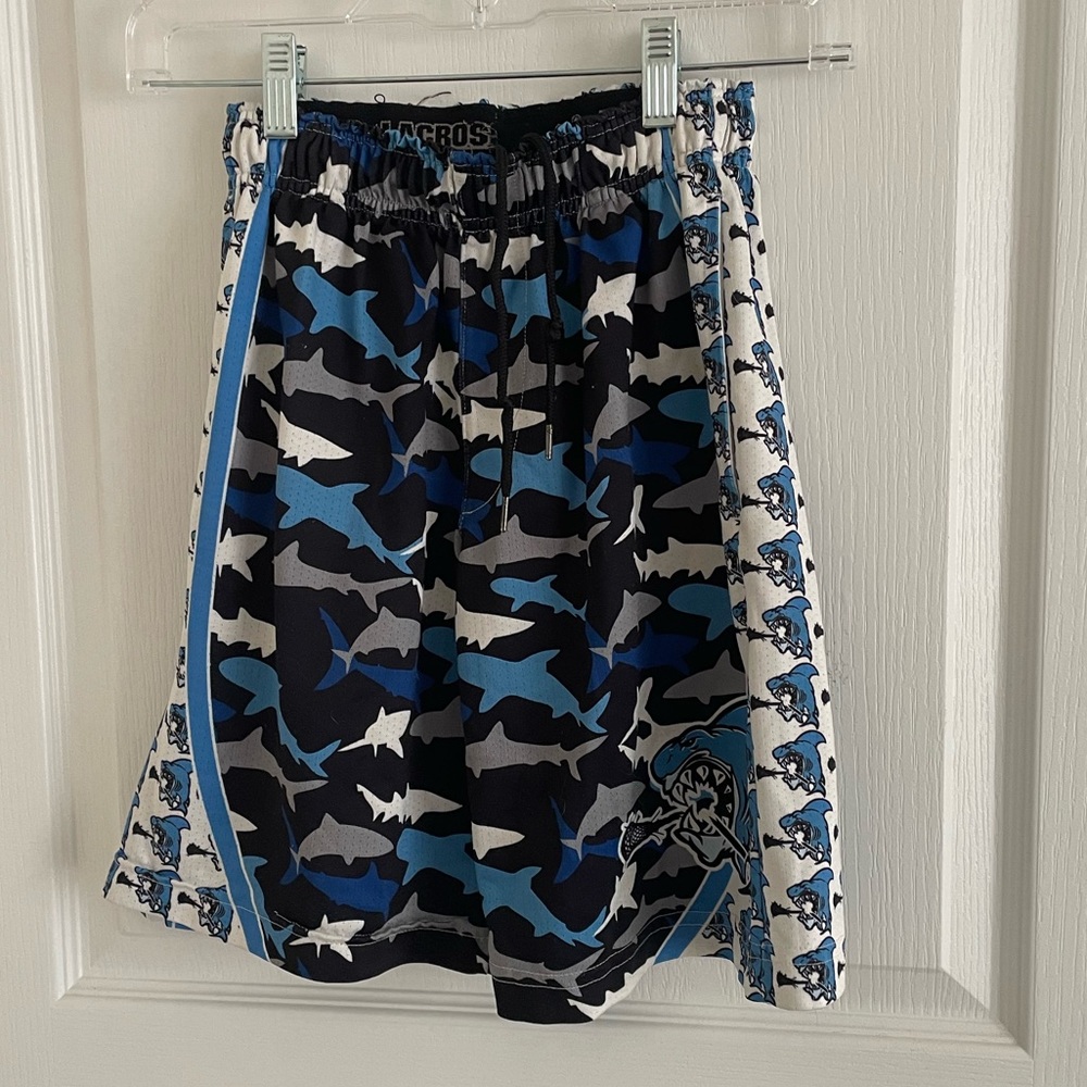 Lacrosse Unlimited boys shark blue and white lacrosse shorts Sz large